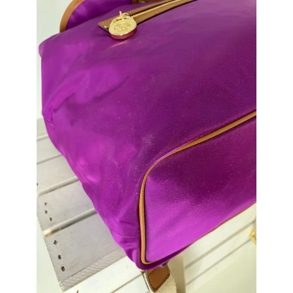 MICHAEL KORS, LARGE PURPLE, BROWN NYLON LOCK CHARM BACKPACK